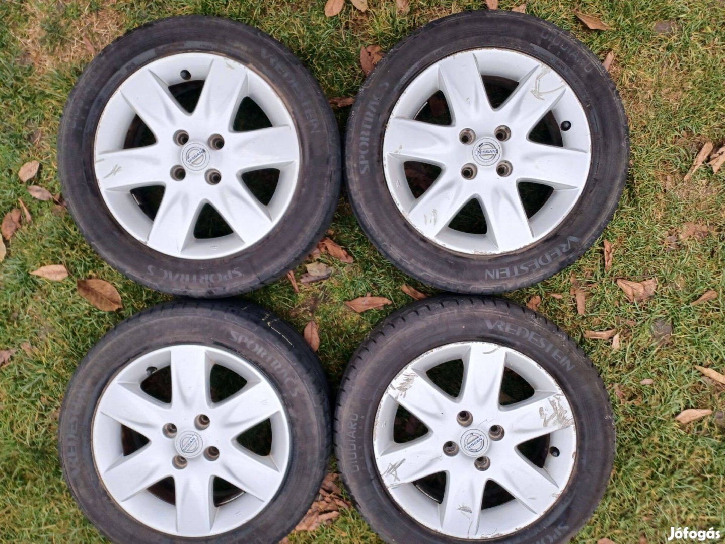 15 col 4x100 gyári Nissan alufelni garnitúra / Renault Dacia