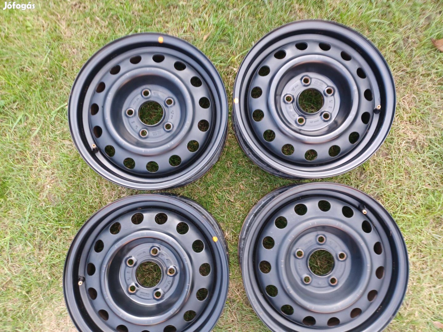 15 col 5x114,3 gyári Kia - Hyundai lemezfelni garnitúra