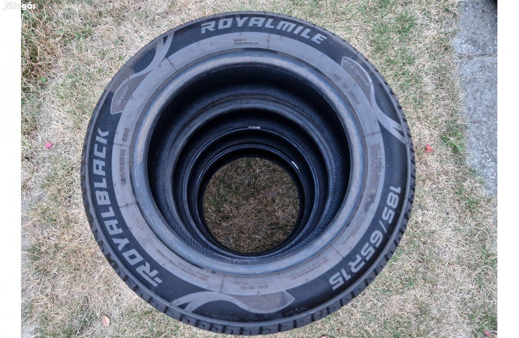 15 colos Royal Black nyári gumi abroncs 185/65 R15 6.5mm újszerú