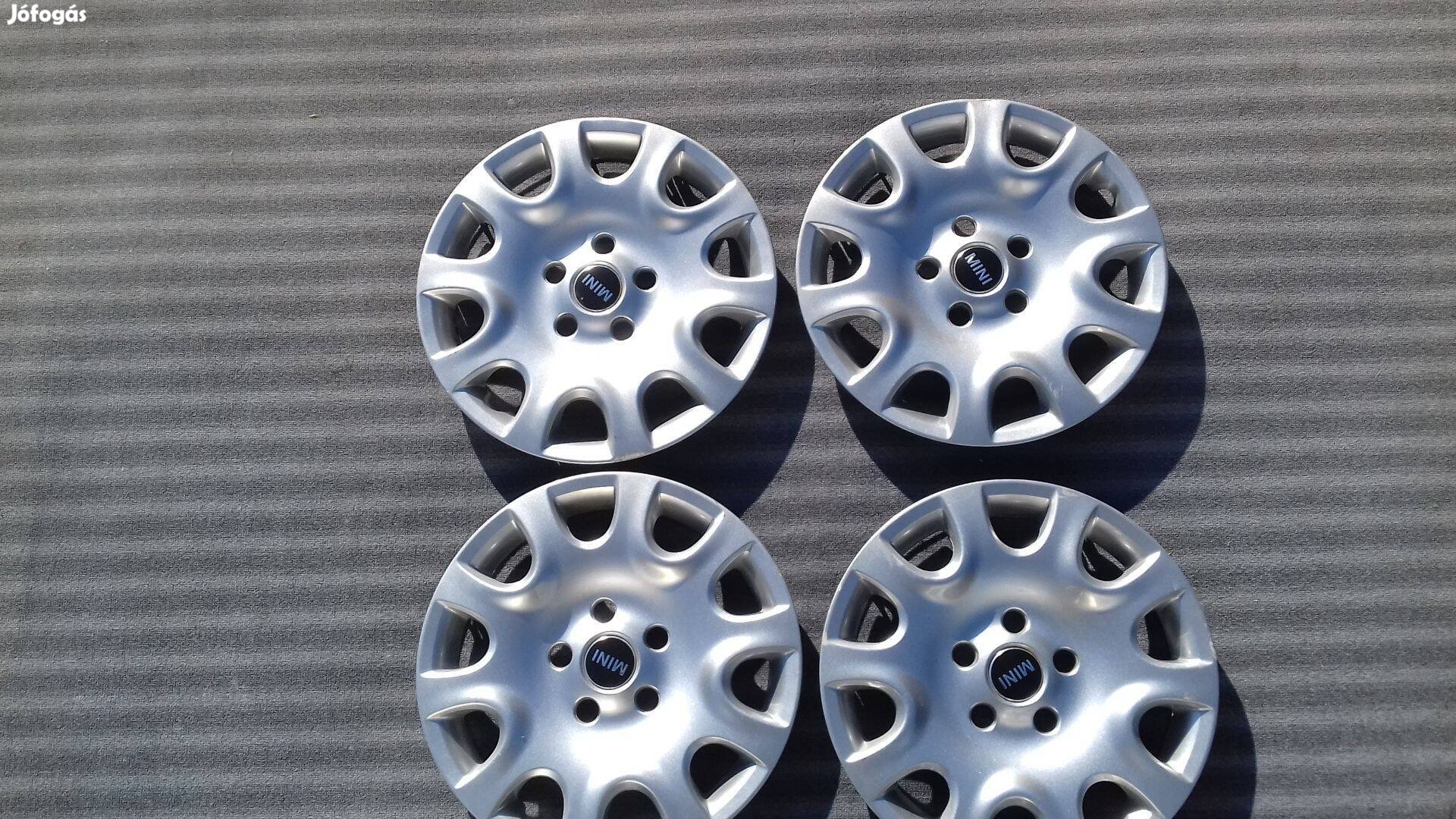 15 colos gyári Mini dísztárcsa garnitúra