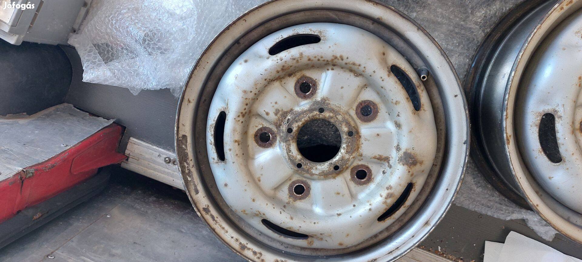 15-os Ford Transit felni