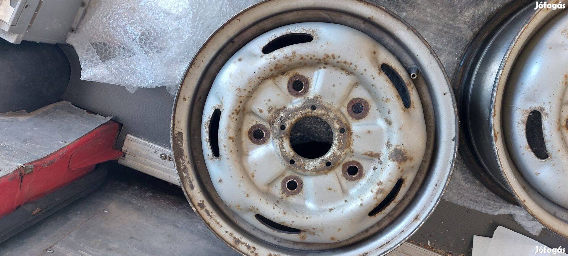 15-os Ford Transit felni