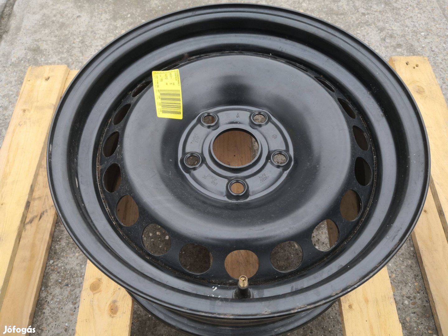 15-ös Volkswagen csoprtos acélfelni 5x112-es