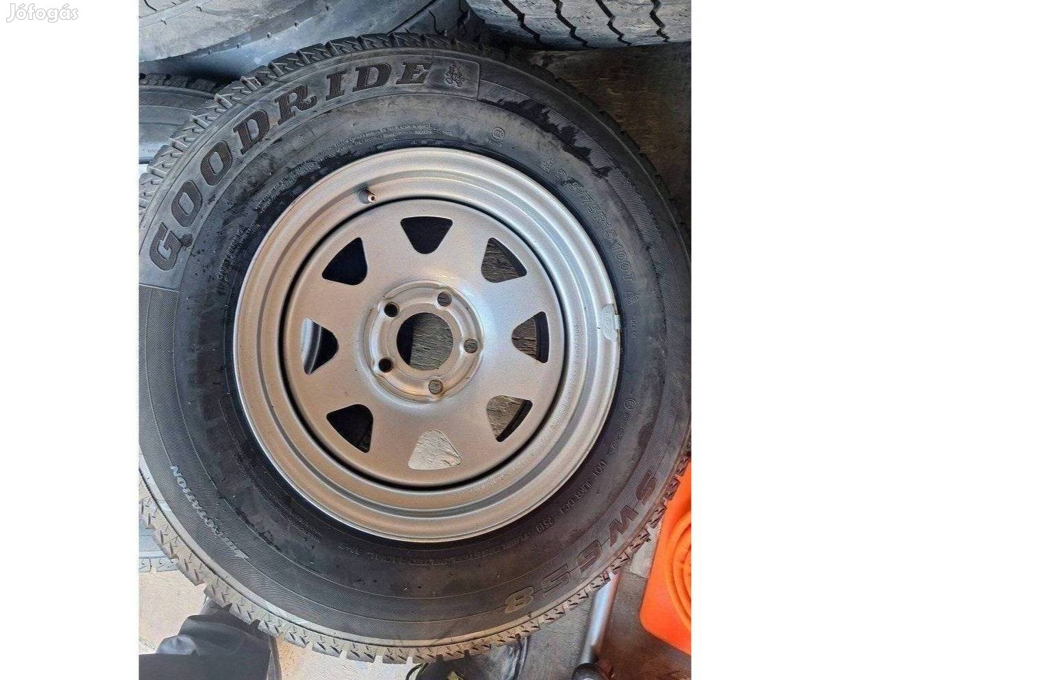 15coll Suzuki lemezfelni 5x114.3 50 000 Ft