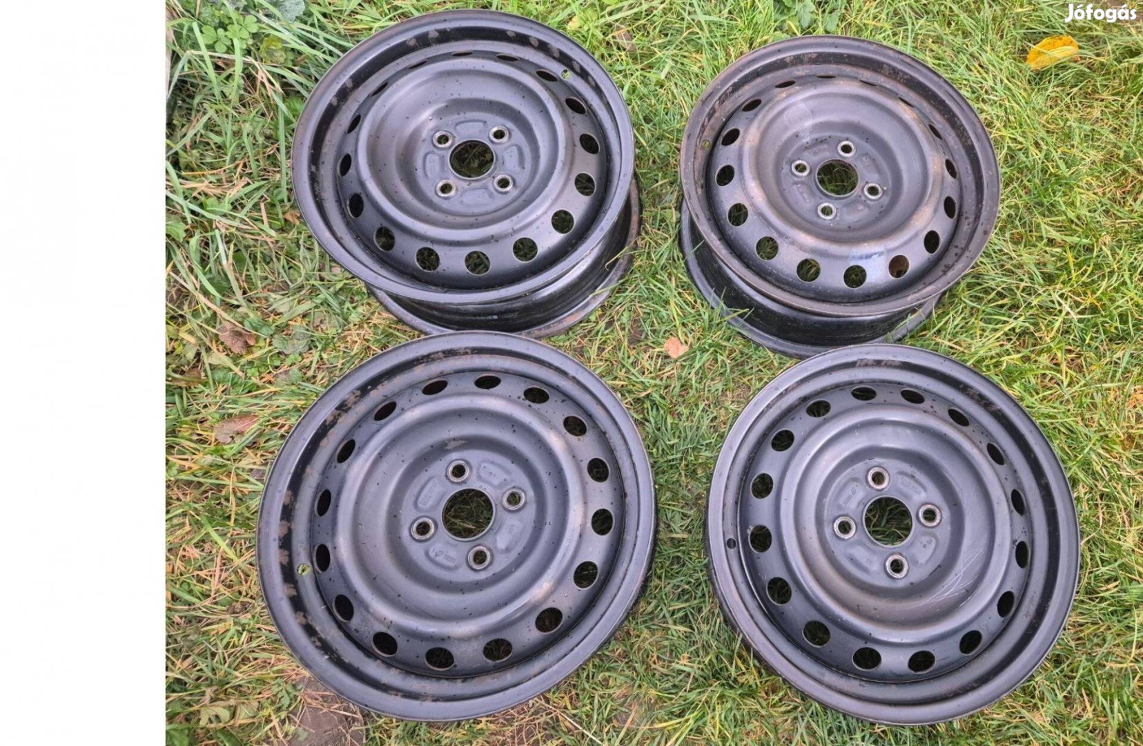 15colos Toyota Yaris Suzuki Swift acélfelni 4x100 lemezfelni R15 felni