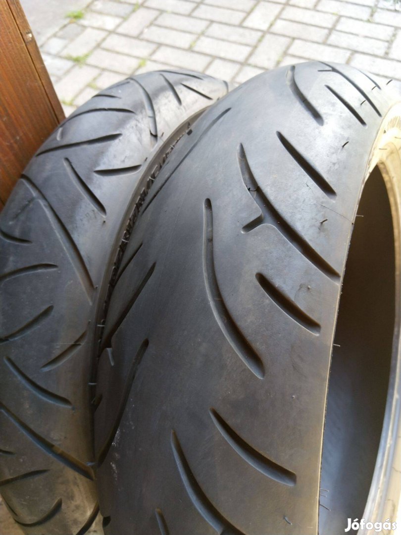 160/60 r17 motorgumi eladó