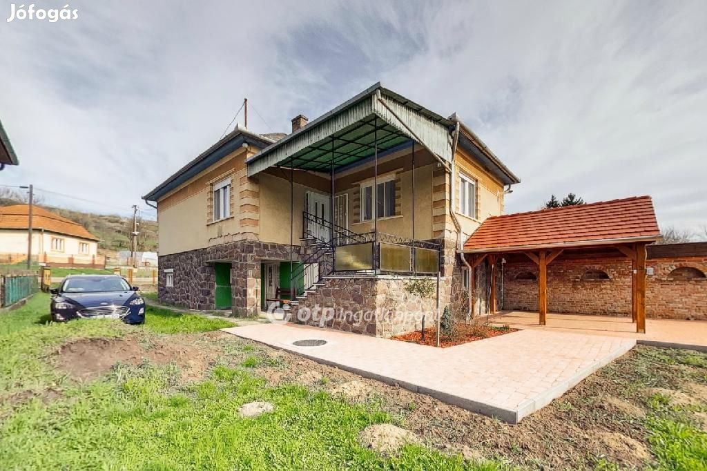 160 nm-es ház eladó Bükkszék