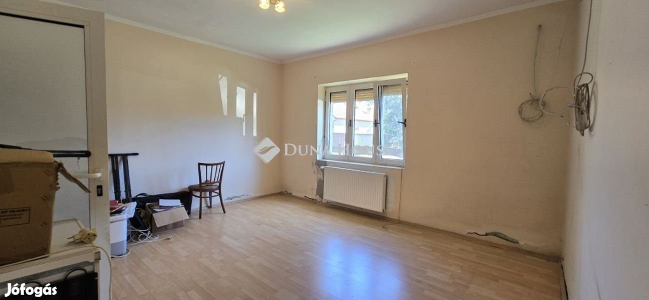 160m2, 6 szobás tégla családi ház