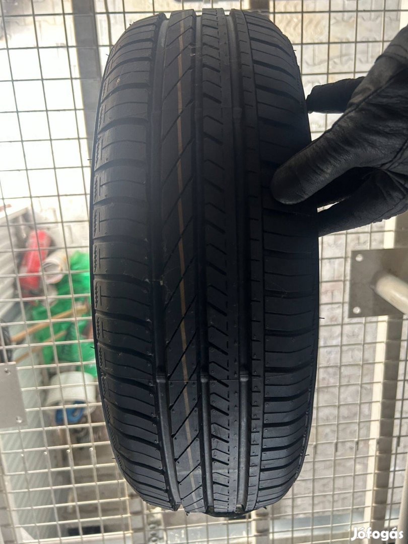 165 60 R15 Goodyear Ultragip DOT18