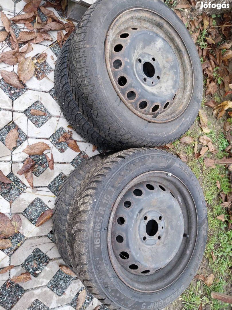 165/65 R15 téli gumi 2+2db Renault lemezfelnin