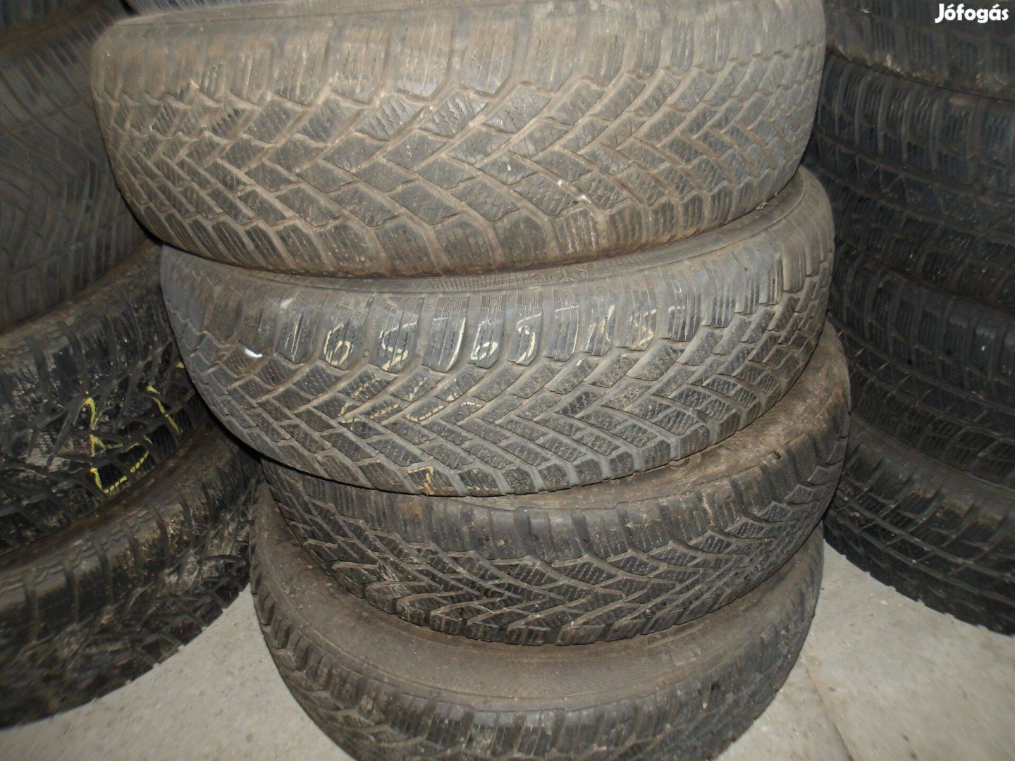 165/65r15 Continental téli gumi ajándék szereléssel