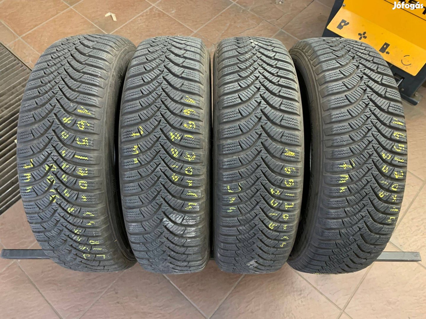 165/70R14 165 70 14 165/70x14 Hankook téli gumi eladó