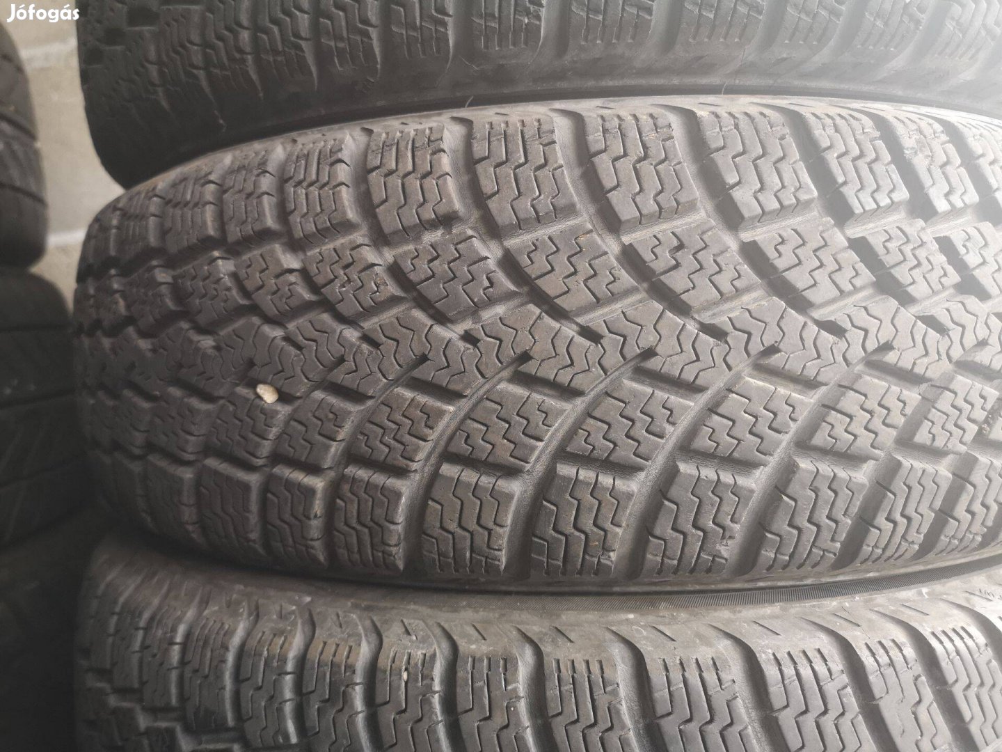 165/70R14 Nokian téligumik eladók