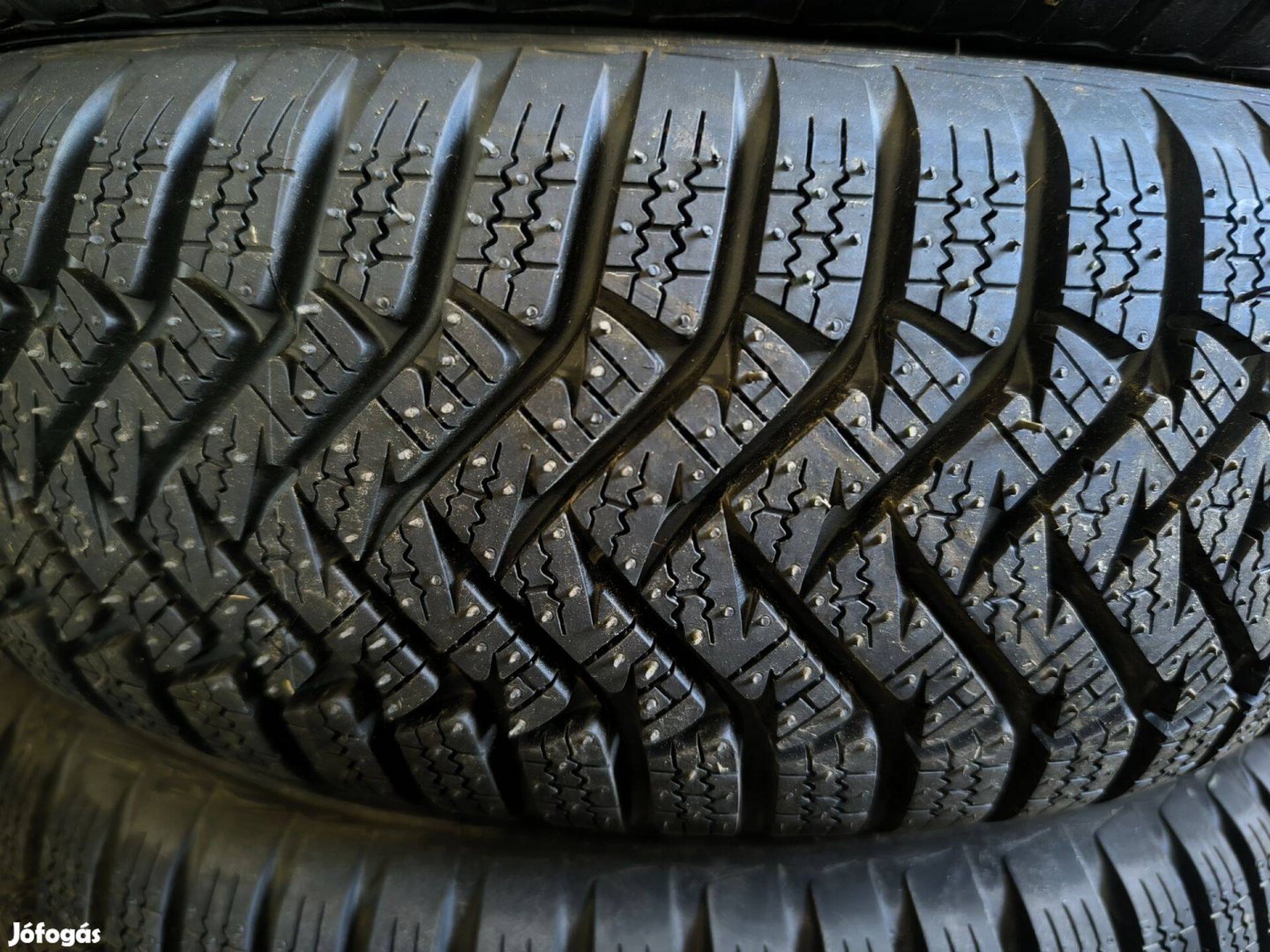 165/70R14 Új Laufenn téli gumi garnitúra 165/70 R14