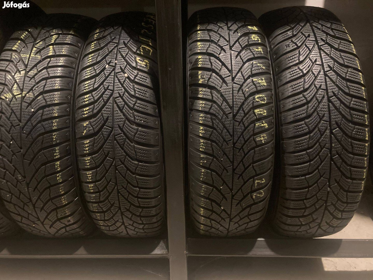 165/70R14" újszerű Kumho téli gumi