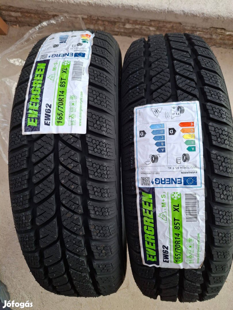 165/70R14 téli gumi eladó