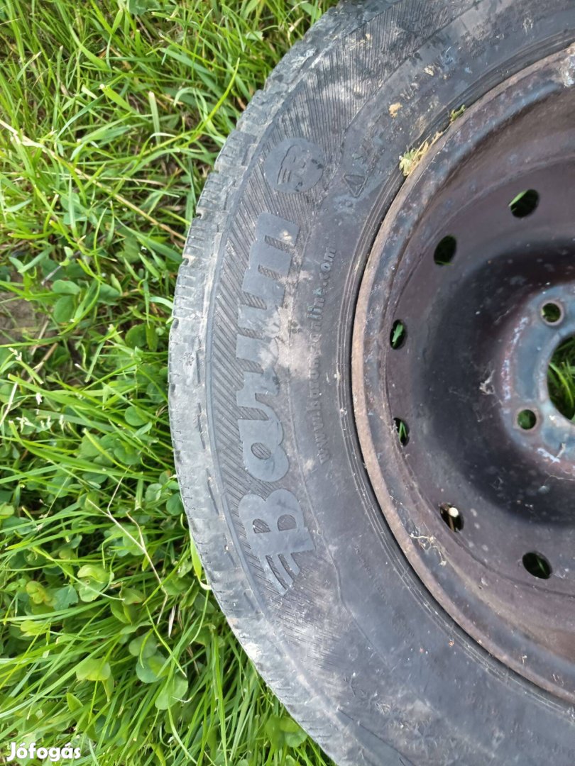165/70 R13 téli gumi