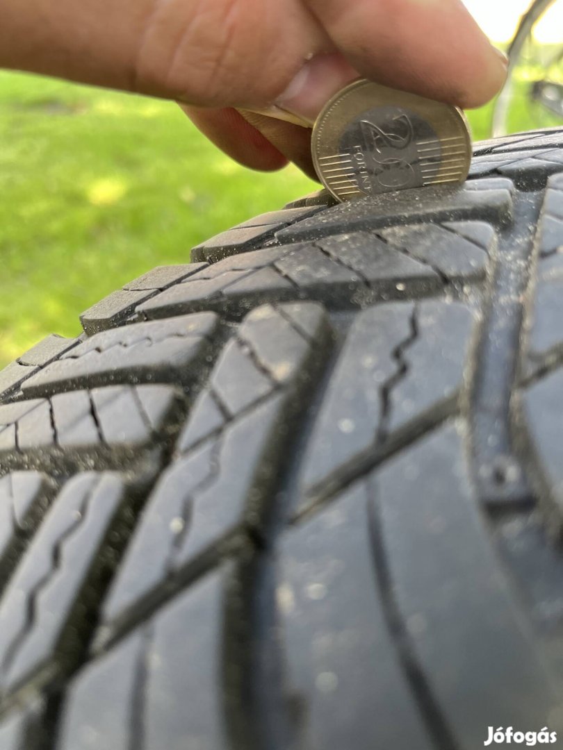 165/70 R14 4 évszakos gumiabroncs 