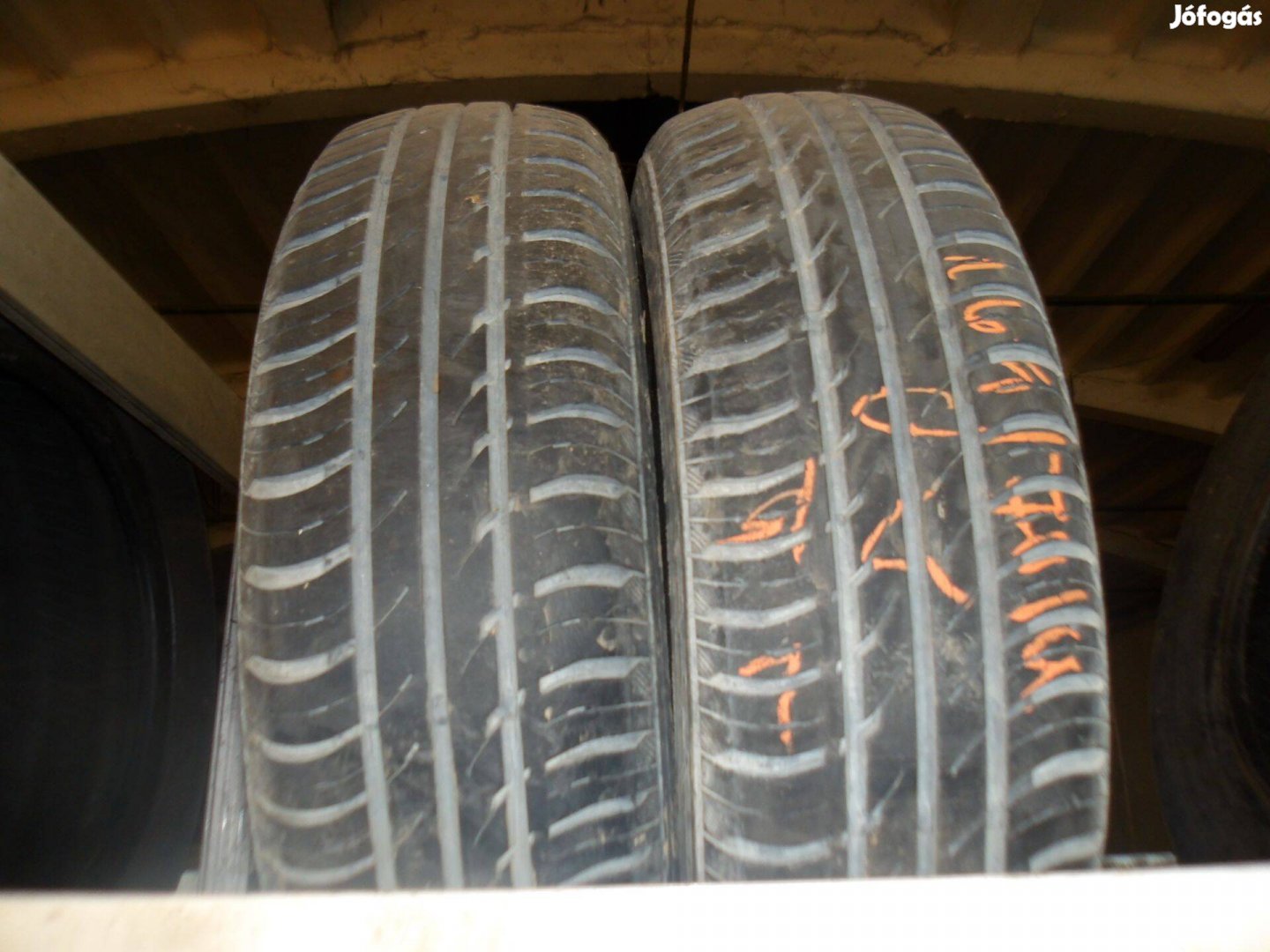 165/70r14 Continental nyári gumi ajándék szereléssel