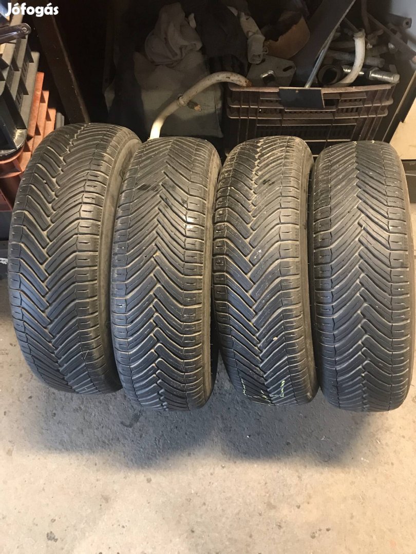 165/70r14 michelin 4 évszakos gumi eladó!