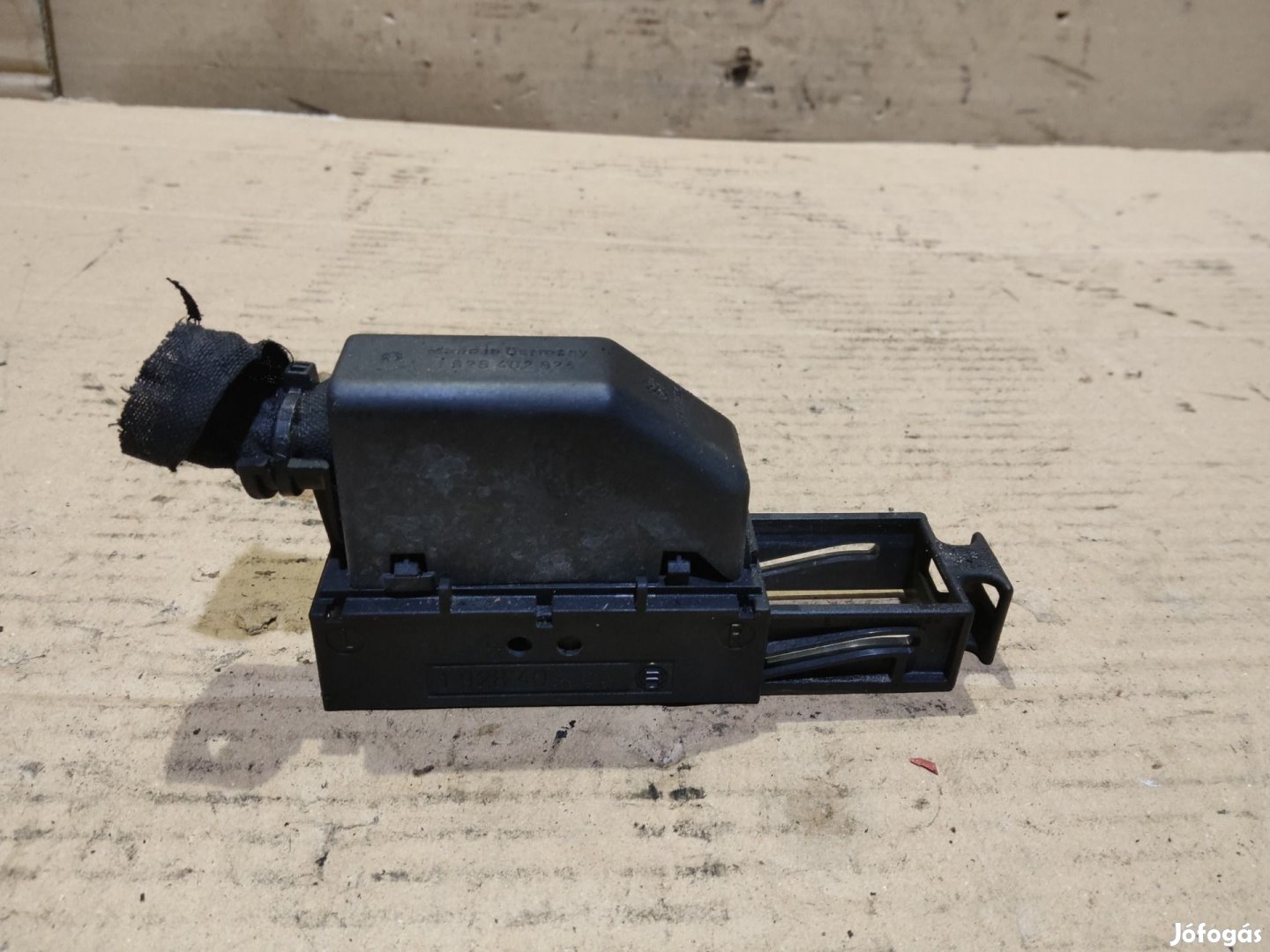 166872 Audi A4 B6 2000-2004 Abs elektromos csatlakozó 8E0614111AB