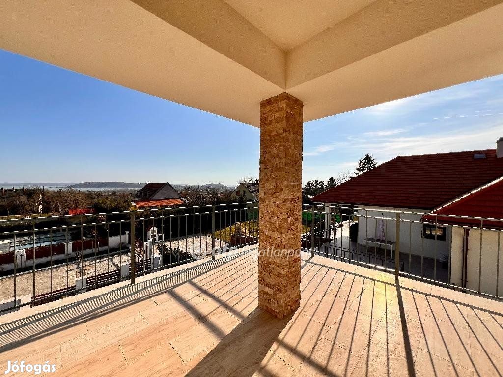 168 nm-es ház eladó Balatonfüred