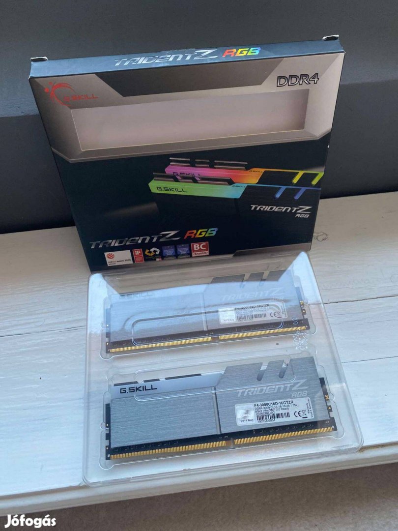 16GB Gskill Trident Z 3000MHZ DDR4 RAM