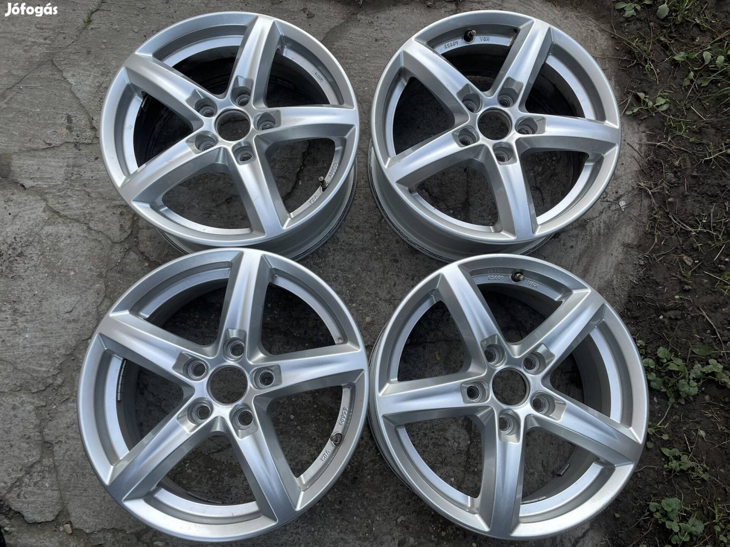 16 16" 5x114.3 Renault Nissan Mitsubishi alufelni felni