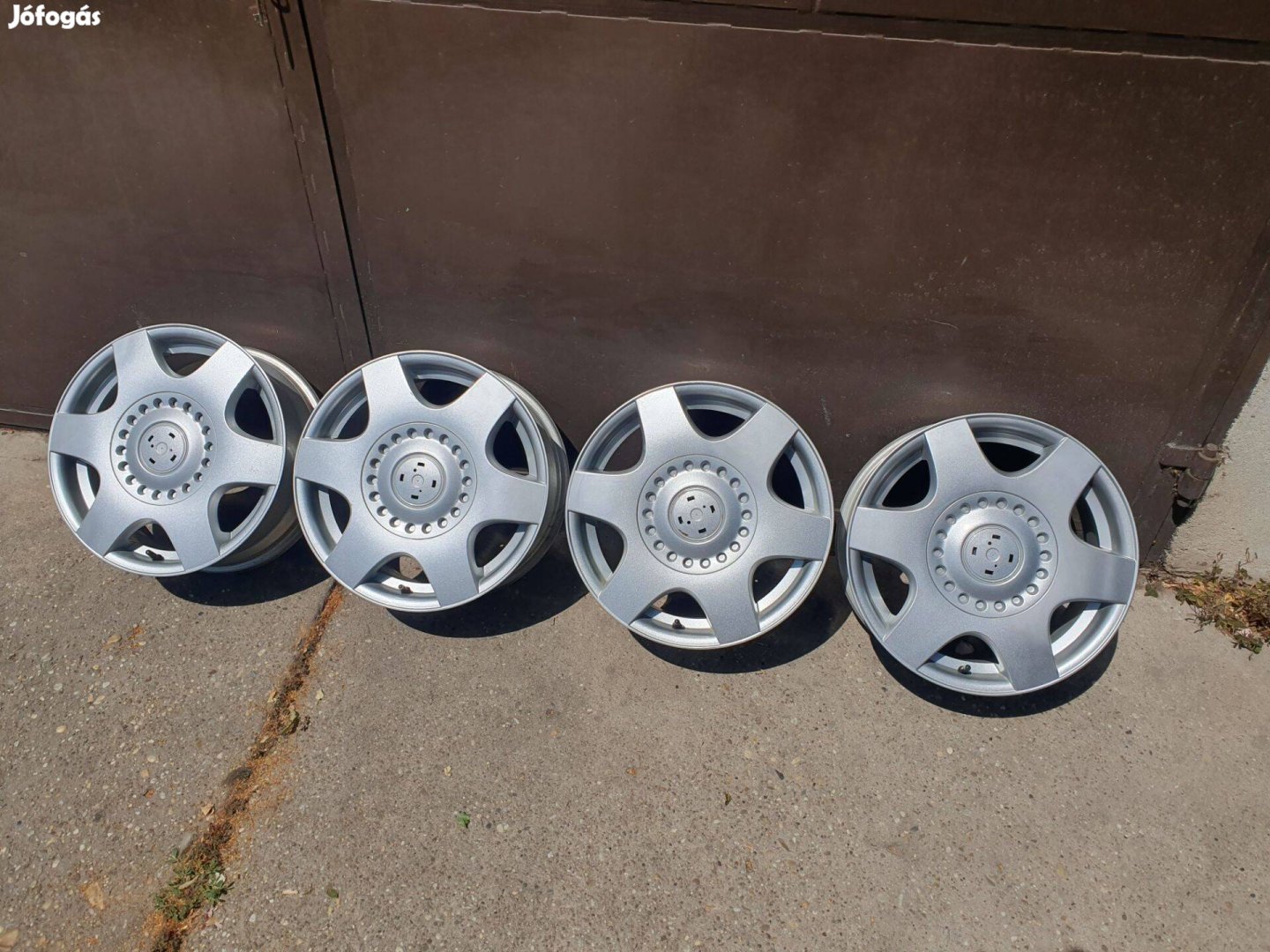 16 5x100 16" Gyári Volkswagen alufelni felni Skoda Seat Audi stb