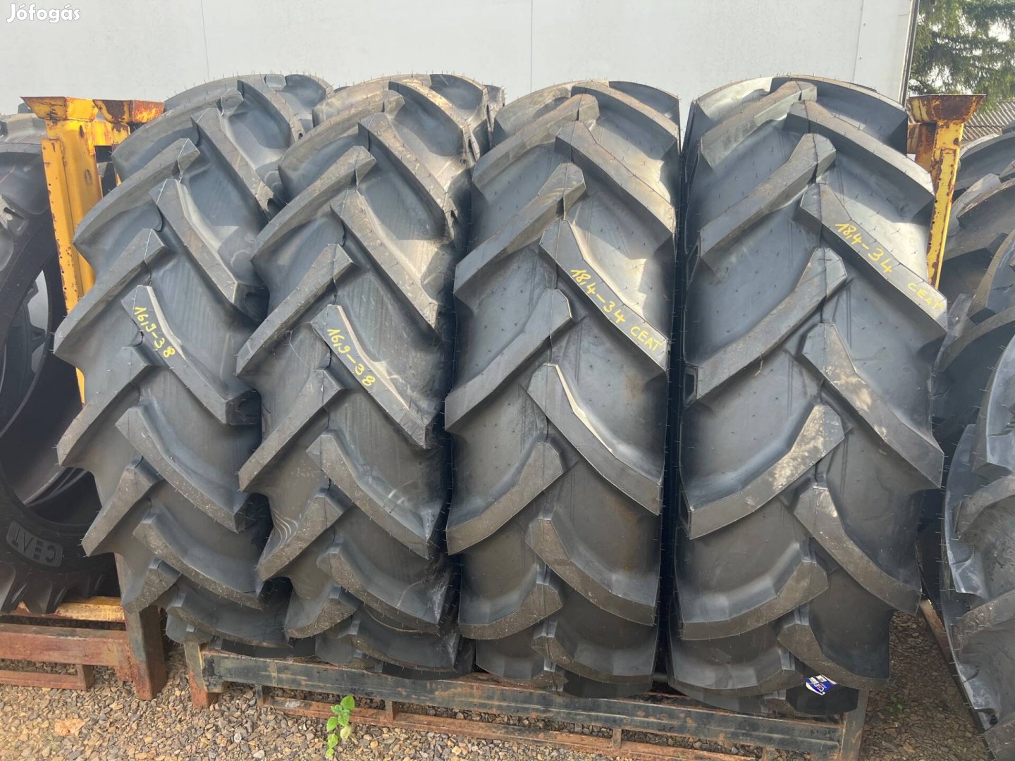 16,9-38 mtz 420/85r38 16,9r38 16.9x38 gumi traktor Alliance Ceat