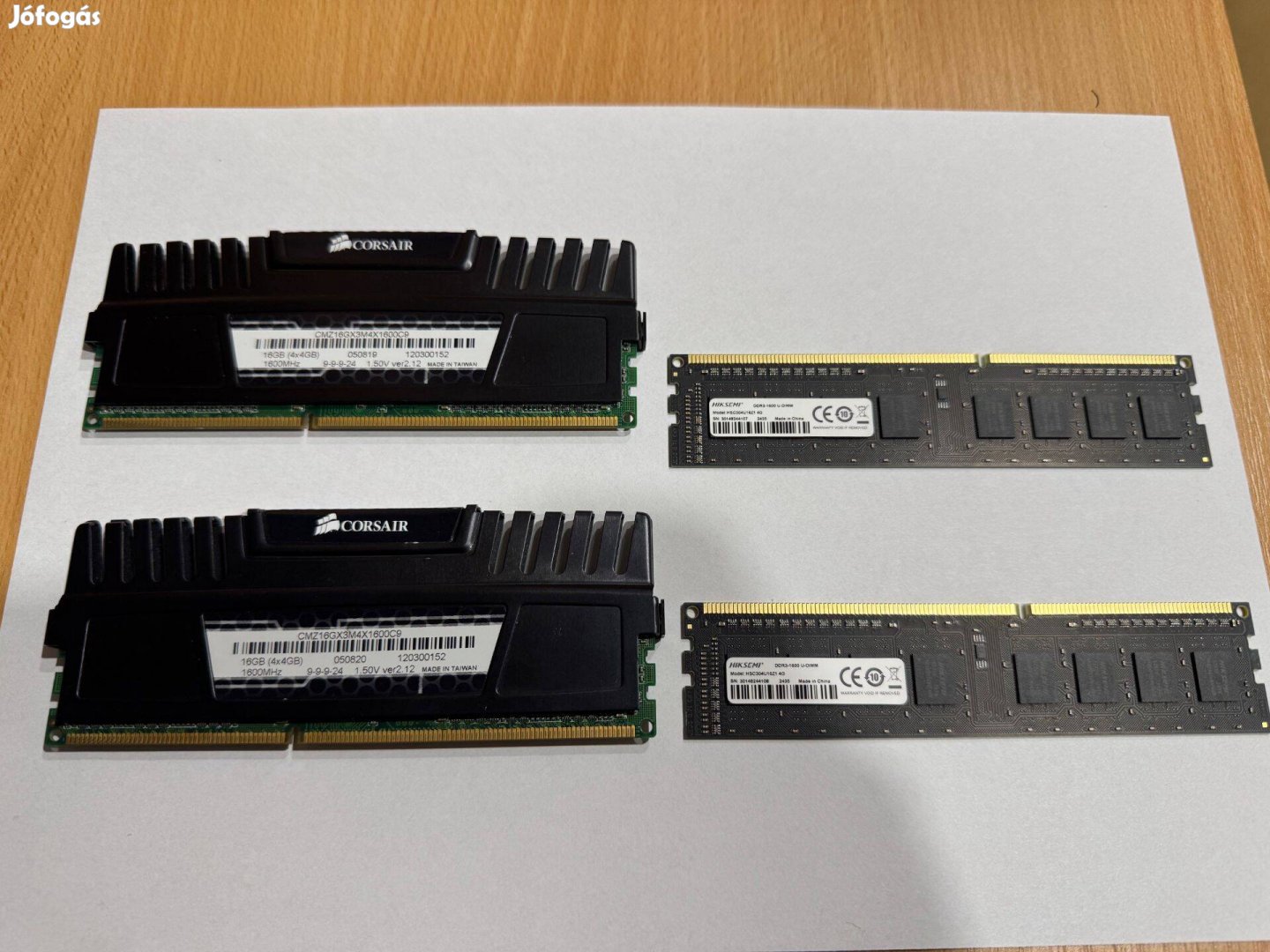 16 GB DDR3 1600 MHz RAM (4x4 GB)