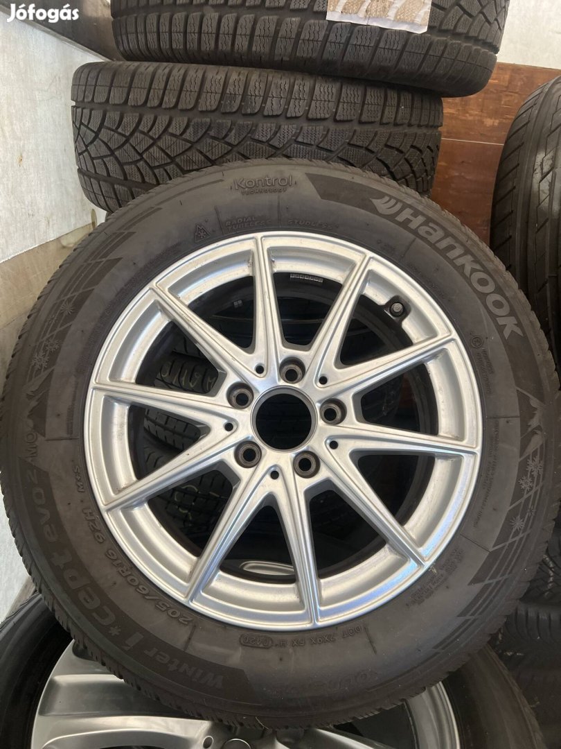 16 Gyari Mercedes A B C CLA Vito Viano alufelni Teligumi 5x112
