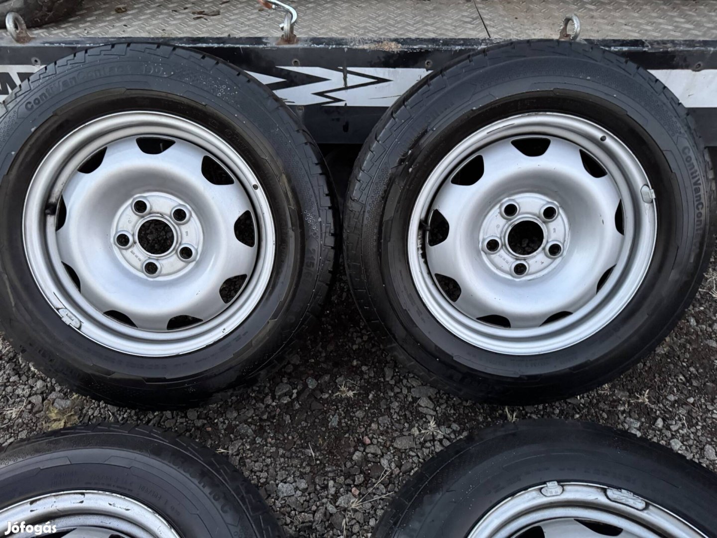 16 Vw Transporter T5 T6 lemezfelni 215 65 16 c Nyarigumi 