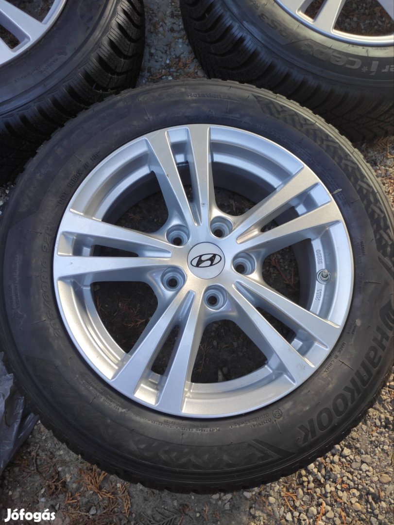 16" 16 5x114,3 hyundai 205/60r16 Hankook téli