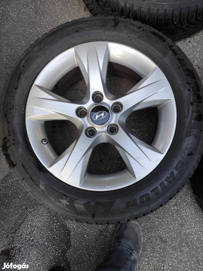 16" 16 5x114,3 hyundai 205/60r16 sailun téli 80eft/4db 