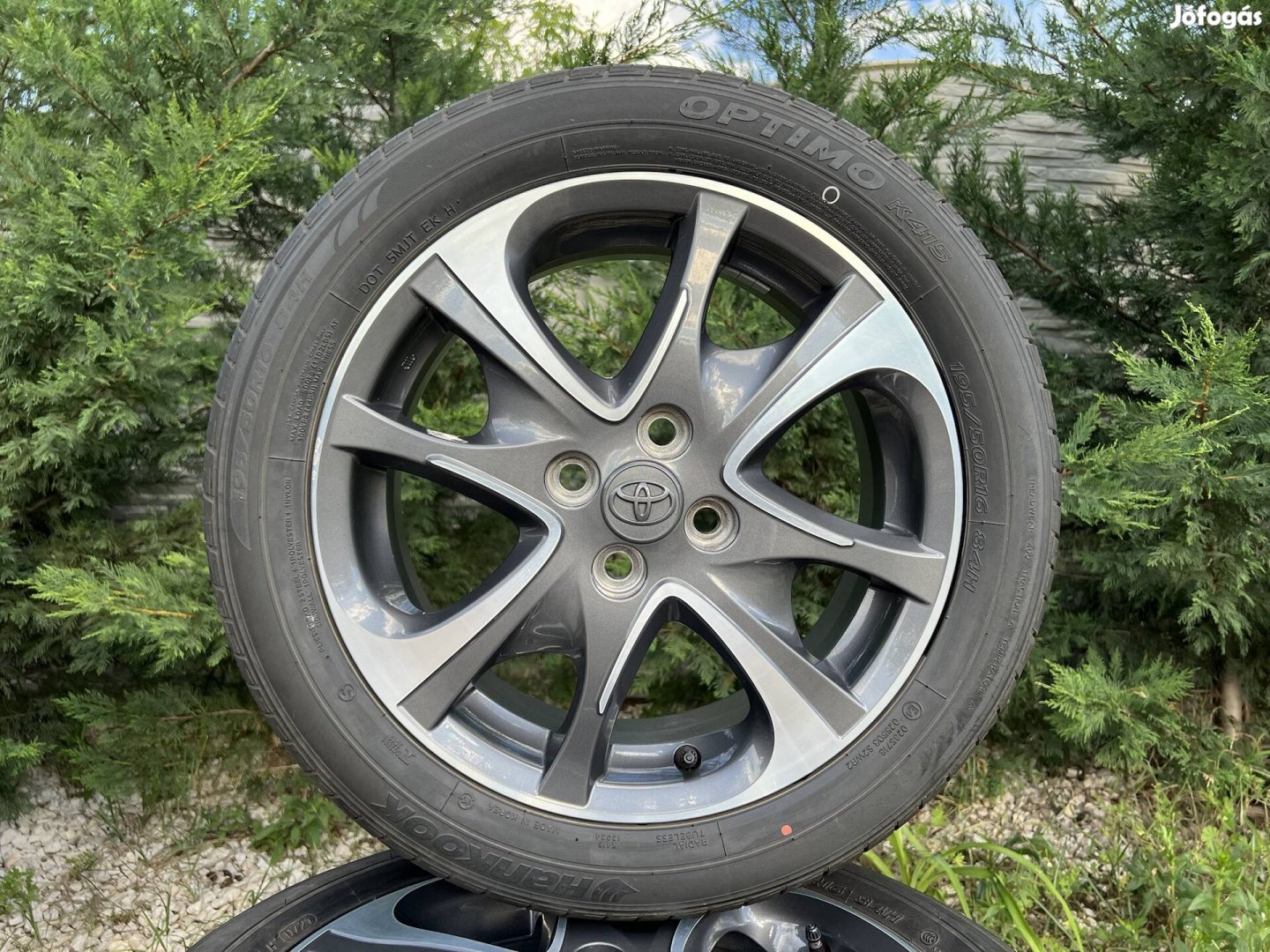 16" 4x100 gyári Toyota alufelni nyárigumikkal!