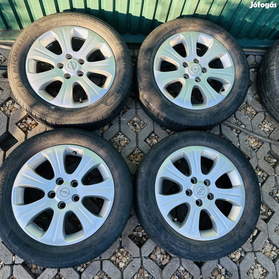 16" 5x110 6,5J ET39 Opel alufelni eladó! Gumival is!