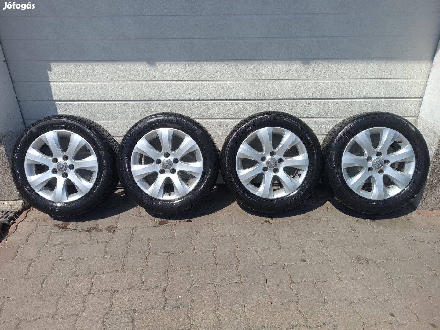 16" 5x110 Gyári Opel alufelni nyári gumival eladó!