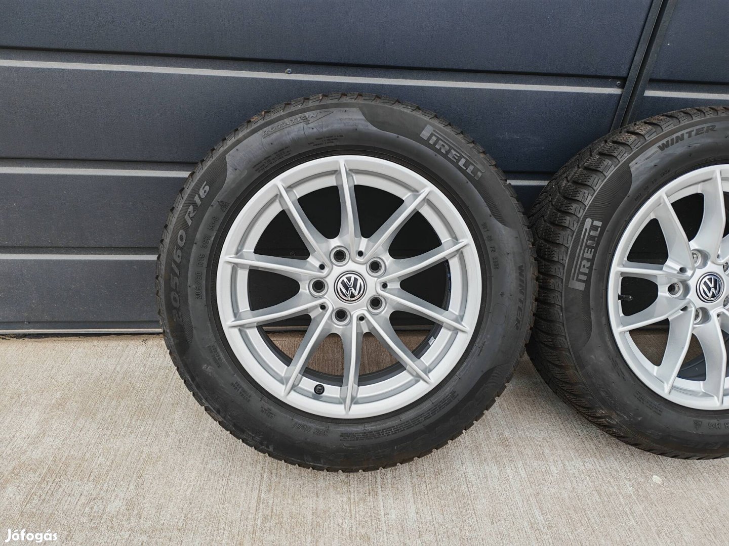 16" 5x112 VW, Audi, Seat, Skoda gyári alufelni szett téligumikkal!