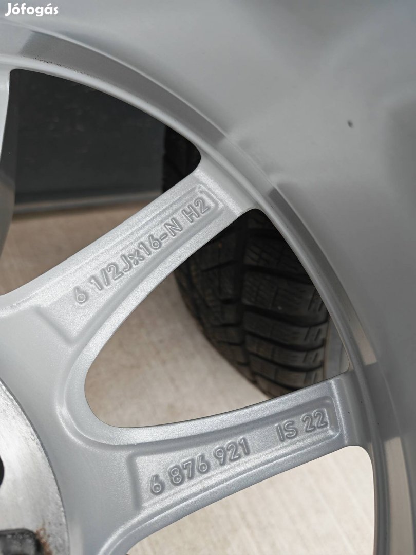 16" 5x112 VW, Audi, Seat, Skoda gyári alufelni szett téligumikkal!