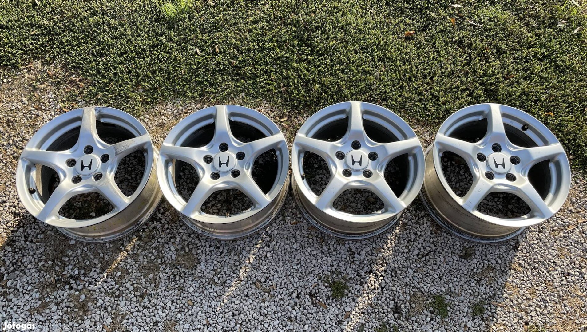 16" 5x114.3 Honda alufelni garnitúra 55.000ft/4db