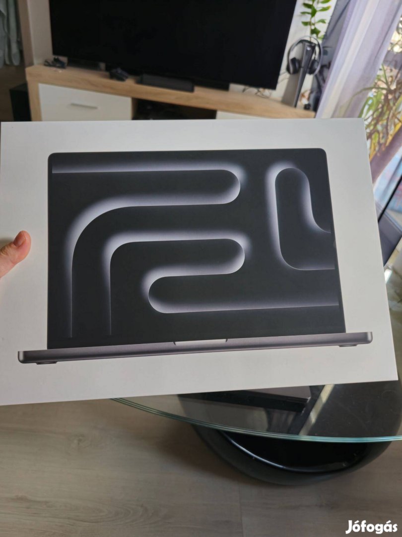 16" Apple Macbook Pro M3 Pro