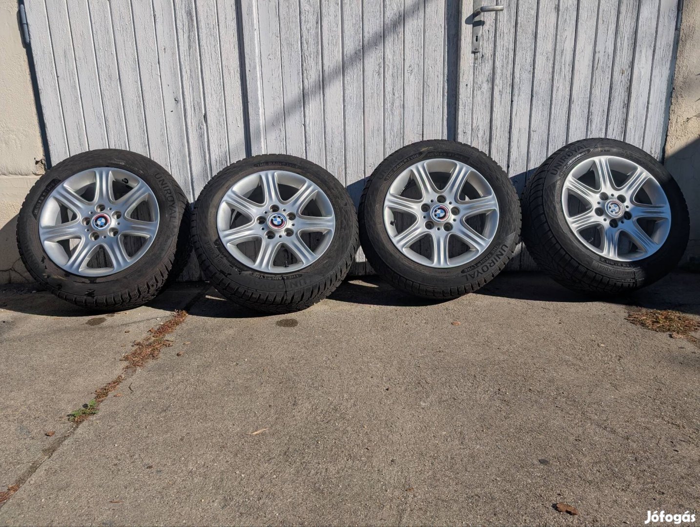 16" BMW alufelni téligumival