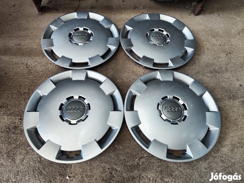 16" Gyári Audi Dísztárcsa 90Garage
