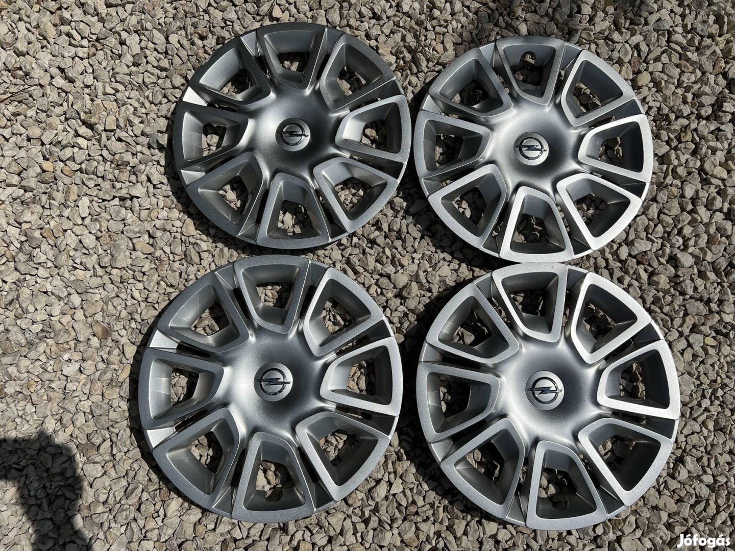 16" Gyári Opel Crossland dísztárcsa szett!