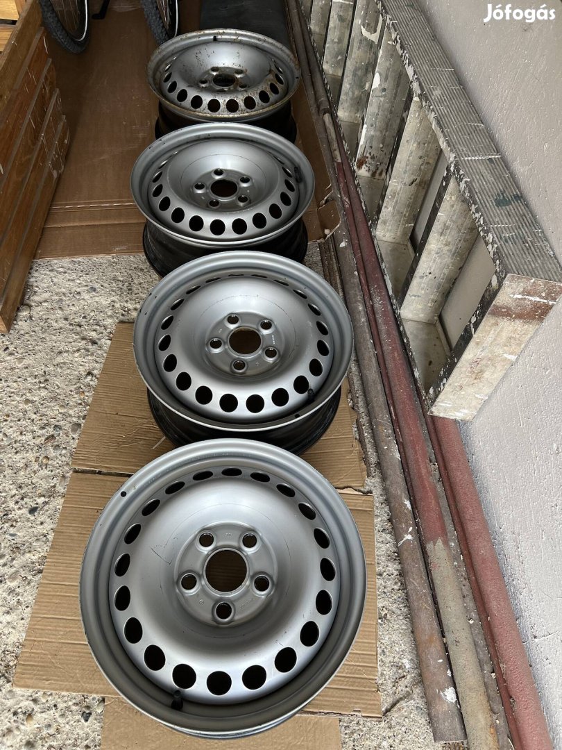 16" VW T5 acélfelni, 4 darab eladó