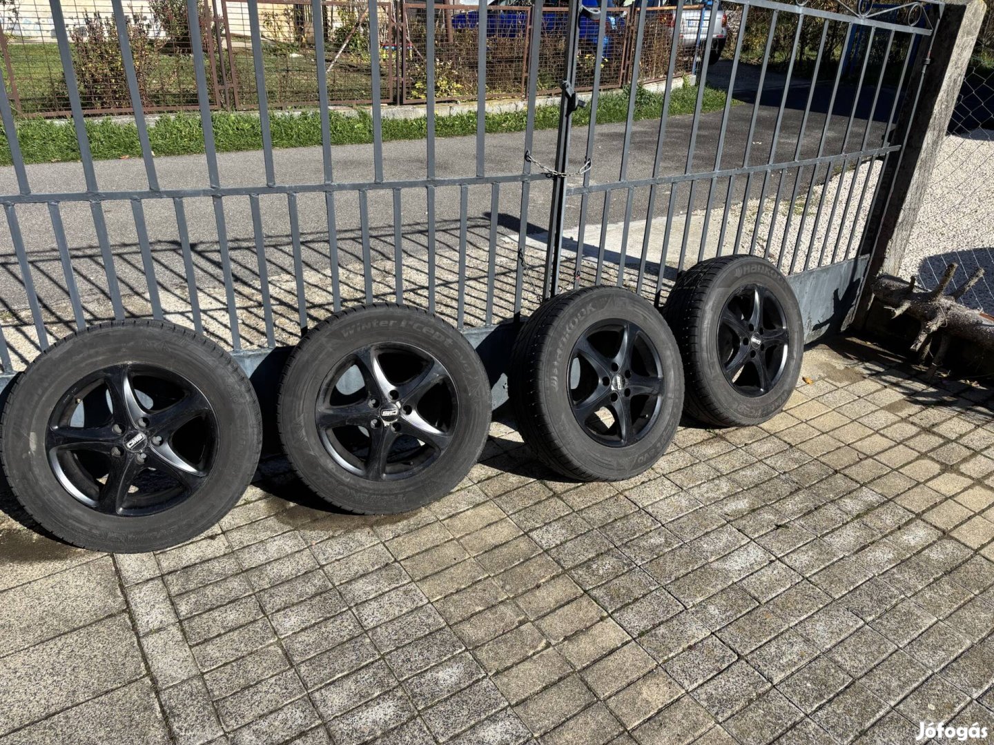 16"  CMS Alufelni téligumikkal.