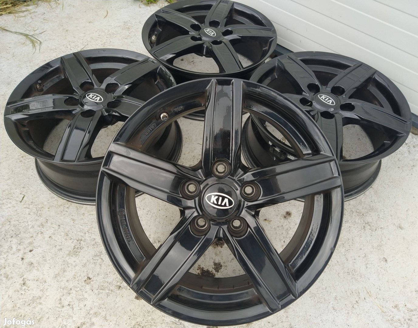 16" gyári Kia Ceed, Venga, Xceed, Niro gyári Tpms szenzorok 5x114,3
