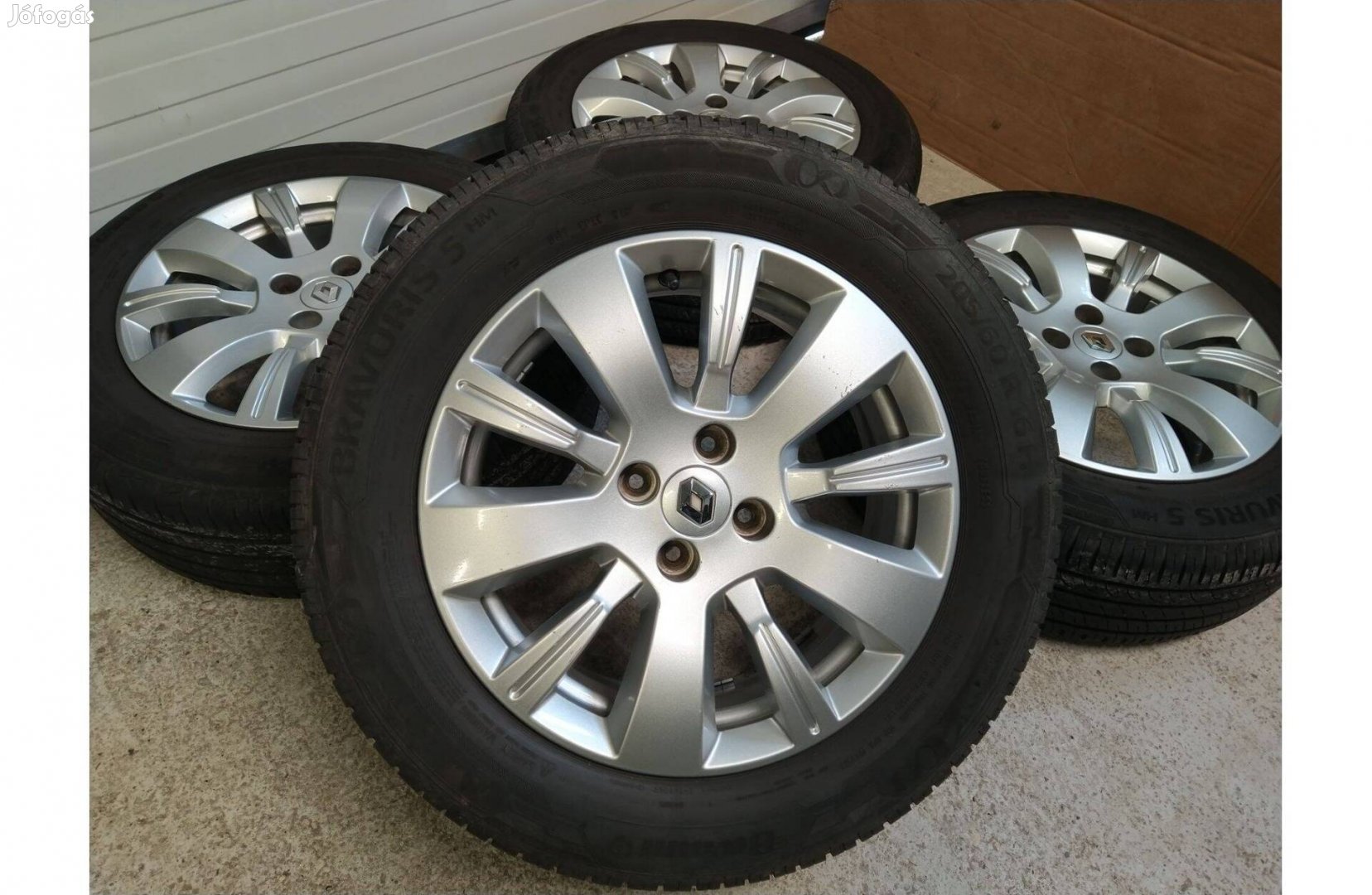 16" gyári Renault Captur alufelni 4x100 nyári Barum