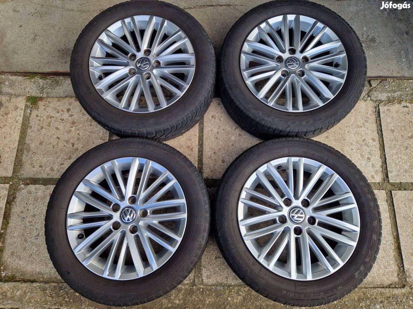 16" gyári VW alufelni 5x112 Golf Touran Passat Jetta Caddy 16 felni